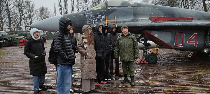 Представители военного факультета в БГАА провели встречу с учащимися Национального детского технопарка