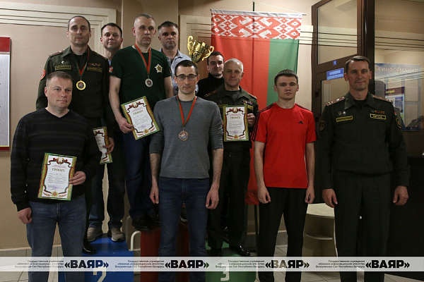 Чемпионат структурных подразделений Министерства обороны, Генерального штаба и Вооружённых Сил по офицерскому троеборью