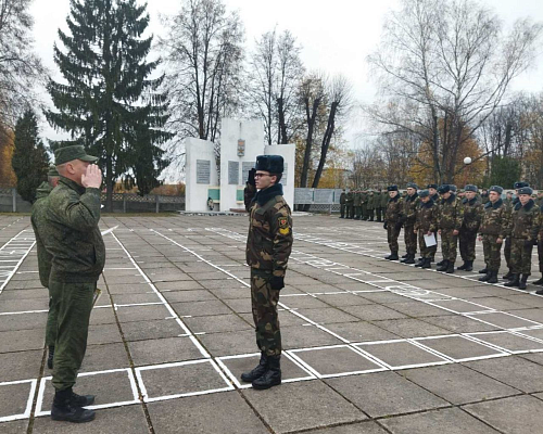 С честью и достоинством – в запас