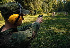 Соревнования по стрельбе из штатного вооружения в 74 опс