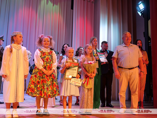 Гала-концерт с участием победителей Х Республиканского конкурса песни ДОСААФ «Любовь к Отечеству храня…»