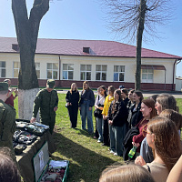 Учащиеся Белорусского государственного медицинского колледжа посетили 120 омбр