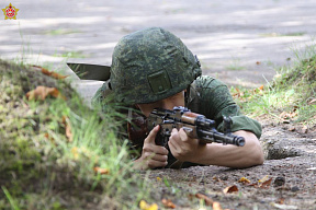 Занятия по огневой подготовке с курсантами Военной академии Республики Беларусь