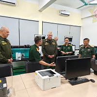 Белорусская военная делегация во главе с начальником Военной академии находится с рабочим визитом во Вьетнаме