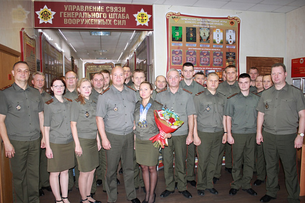 Поздравили с победой