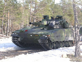 BAE Systems поставила ВС Швеции 100-ю модернизированную ББМ CV-90