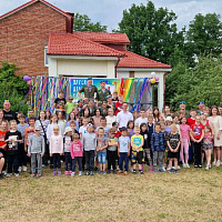 Военнослужащие 38 одшбр посетили Кобринскую детскую деревню