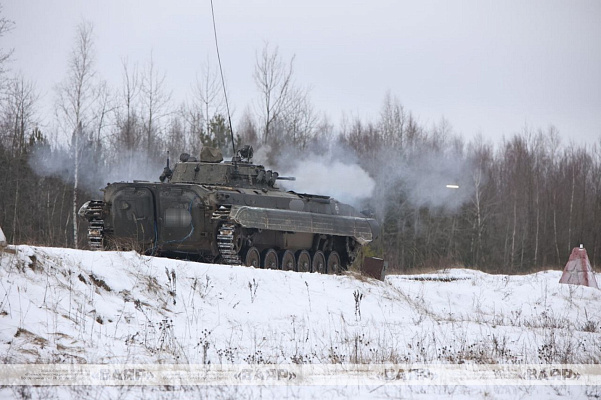 Курсанты 72 ОУЦ выполнили упражнение учебных стрельб из вооружения БМП-2