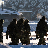 Занятия по огневой подготовке с курсантами Военной академии