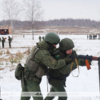 Военнообязанные, призванные на военные сборы, оттачивают навыки на 227-м общевойсковом полигоне