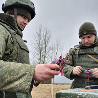 Экзамен держат артиллеристы