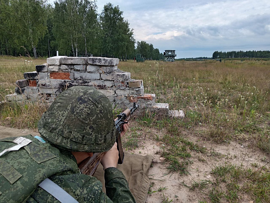 Военнослужащие 72 ОУЦ выполнили упражнения учебных стрельб