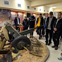 Воспитывать патриотов