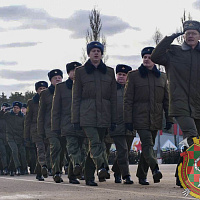 С праздником, товарищи курсанты!