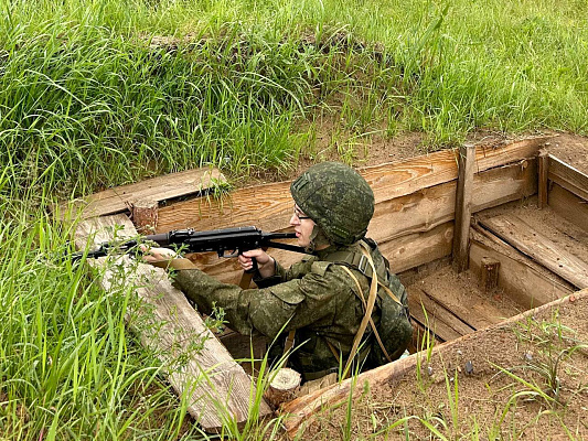 Занятия с личным составом инженерного полка СЗОК