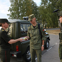 Военнослужащие 36 дмостбр приняли участие в акции «Подари фликер сослуживцу»