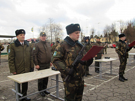 Новобранцы приняли Военную присягу в радиотехнической бригаде 