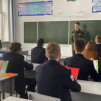 Представители Вооружённых Сил Беларуси продолжают профориентационную работу среди молодёжи