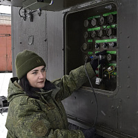 Выполняя профессиональные обязанности