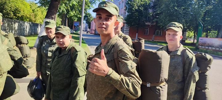 Служите достойно!