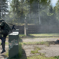 Преодоление полосы препятствий с элементами психологической подготовки в 377 зрп