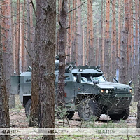 Представители администрации Гродненской области посетили участок Государственной границы Республики Беларусь, где белорусские военные выполняют задачи