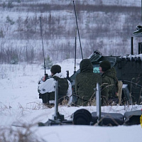 Гвардейцы совершили марш