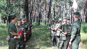 Начальная военная подготовка в разгаре