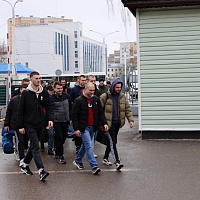 Снова в армейский строй