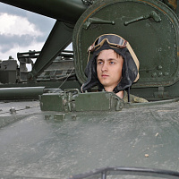 Военнослужащие подразделений артиллерийской бригады СЗОК совершили марш