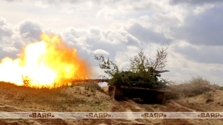 Огонь, маневр, решительность