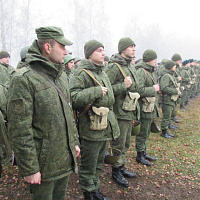 Занятия по огневой подготовке с военнослужащими нового пополнения