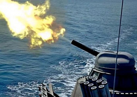Малые ракетные корабли ТОФ провели артиллерийские стрельбы в ходе учения в Авачинском заливе