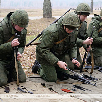  Военнослужащие нового пополнения 72 ОУЦ продолжают постигать азы военной службы