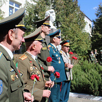 Есть такая профессия – Родину защищать