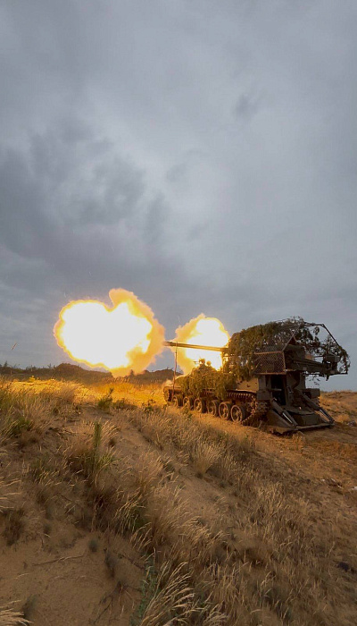 С военнослужащими артиллерийской бригады прошли занятия по специальной подготовке с боевой стрельбой