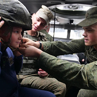 Белорусские военные поблагодарили юного патриота 