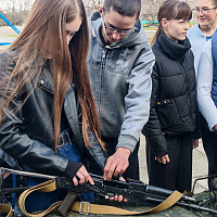 Военнослужащие 103 овдбр провели урок мужества