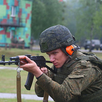 С военнослужащими нового пополнения 11 омбр продолжаются комплексные контрольные занятия