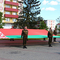  Белорусские военнослужащие приняли участие в праздновании Дня государственных символов страны