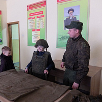 Воспитывая патриотов