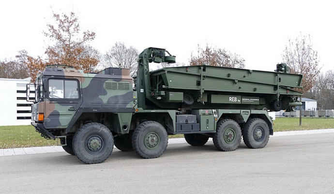 General Dynamics поставит мостовые системы Python ВС Грузии