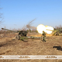 Занятия с дивизионами 2С5 «Гиацинт-С» и 2А65 «Мста-Б»