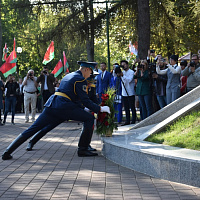 Память в сердце храним