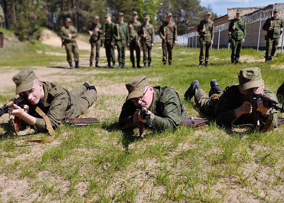 Занятия с военнослужащими нового пополнения 72 ОУЦ