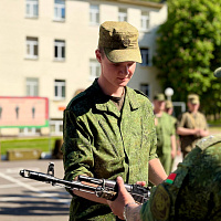 Торжественное вручение оружия в 188 ибр