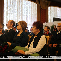 Медали «За трудовые заслуги» удостоена заведующая столовой лётного состава 50 саб Тамара Матюнина