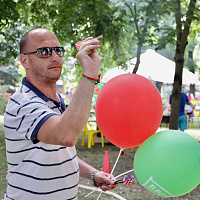 Спортивные развлечения в сквере Мулявина