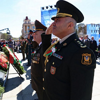 Цветы к Вечному огню