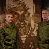 Минские суворовцы в гостях у десантников